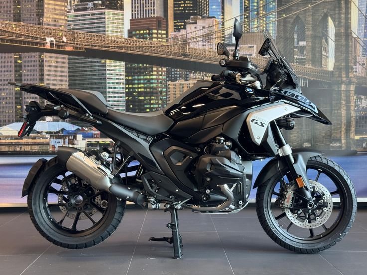 BMW R1300 GS bike